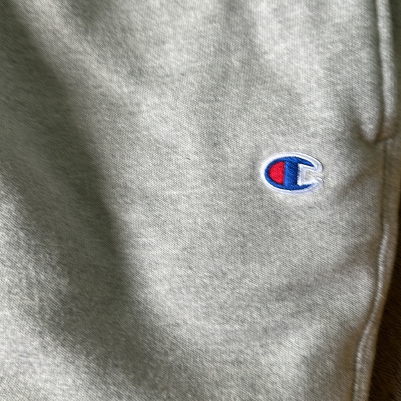 Champion reverse weave grey sweatpants - Picture 2 of 4